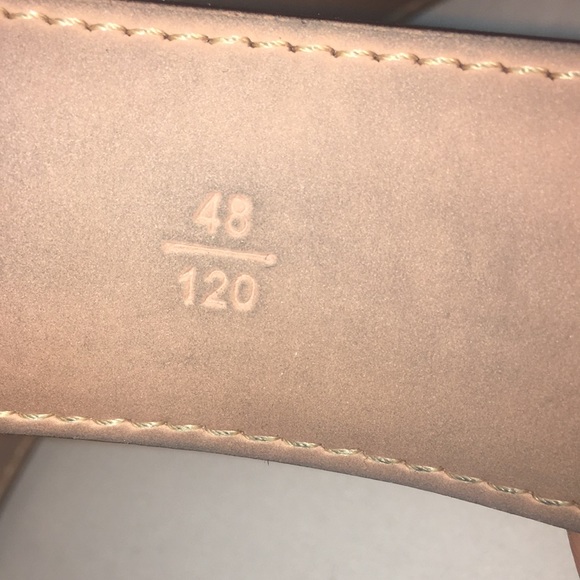 Men’s Burberry belt